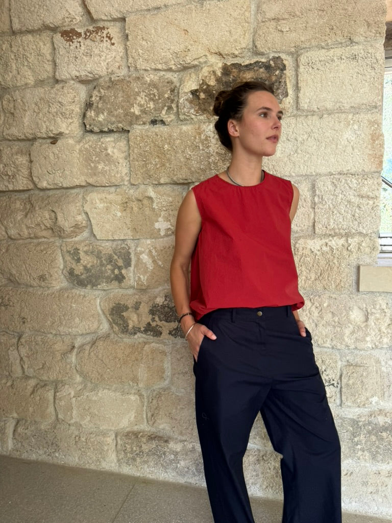 a-line sleeveless raw edge blouse cherry red