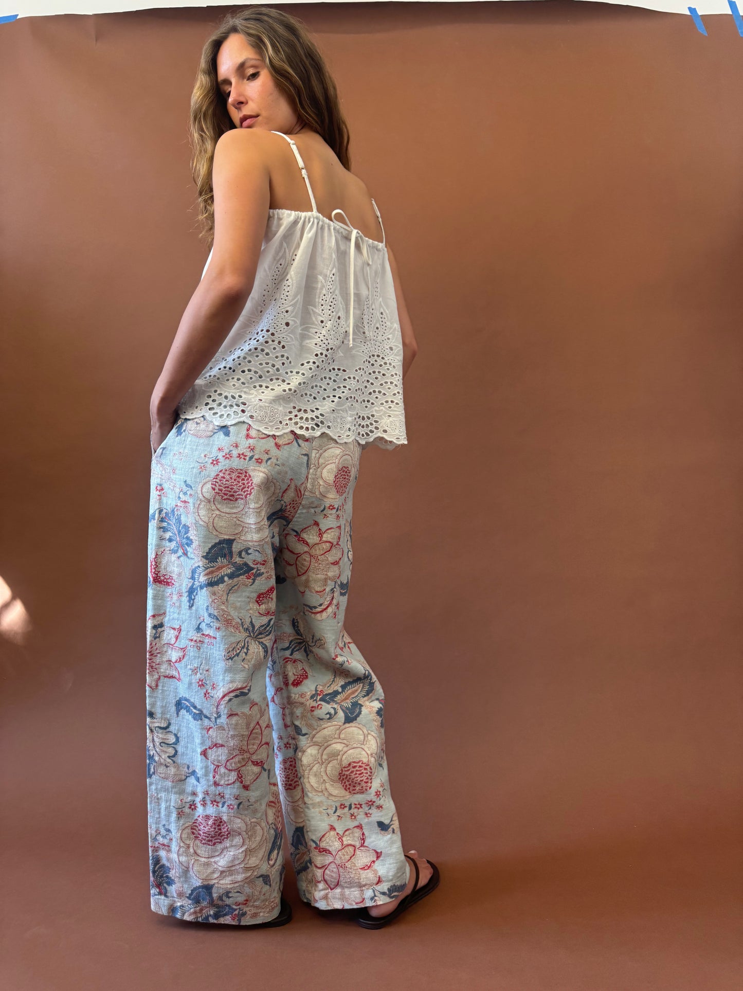 SWING TOP IN WHITE