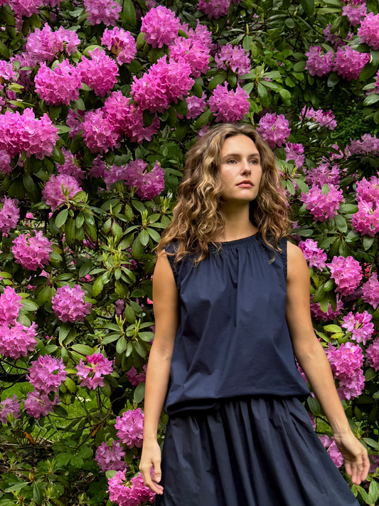 Navy sleeveless Shirt