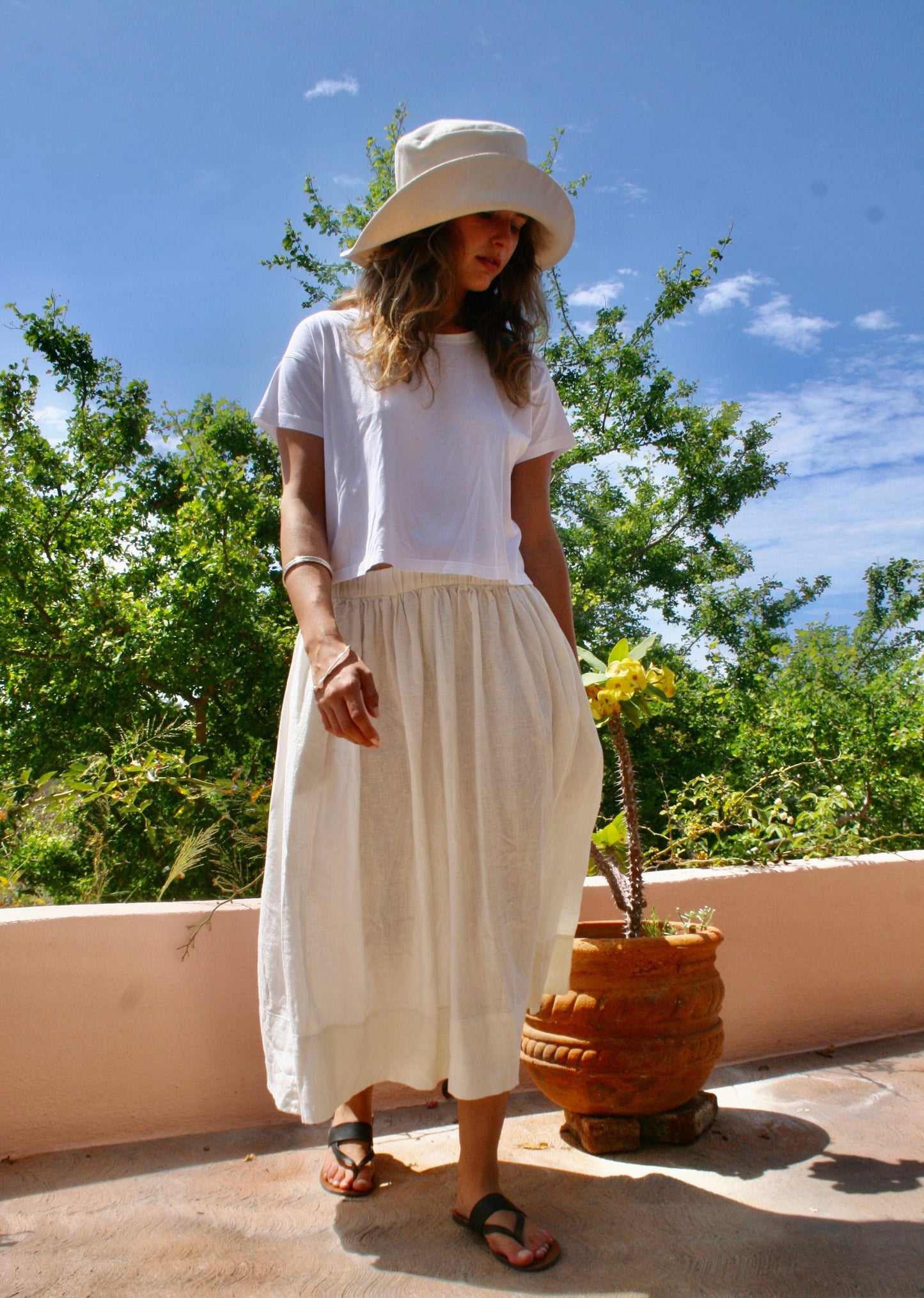 Skirt in natural linen