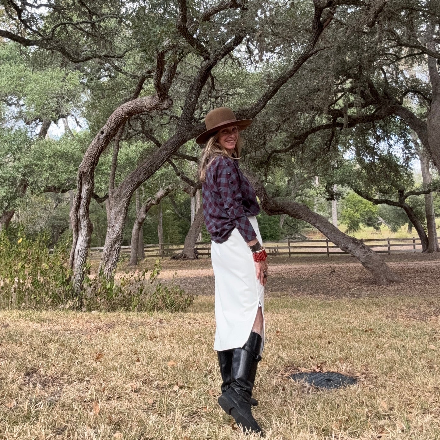 Chalk white denim twill skirt