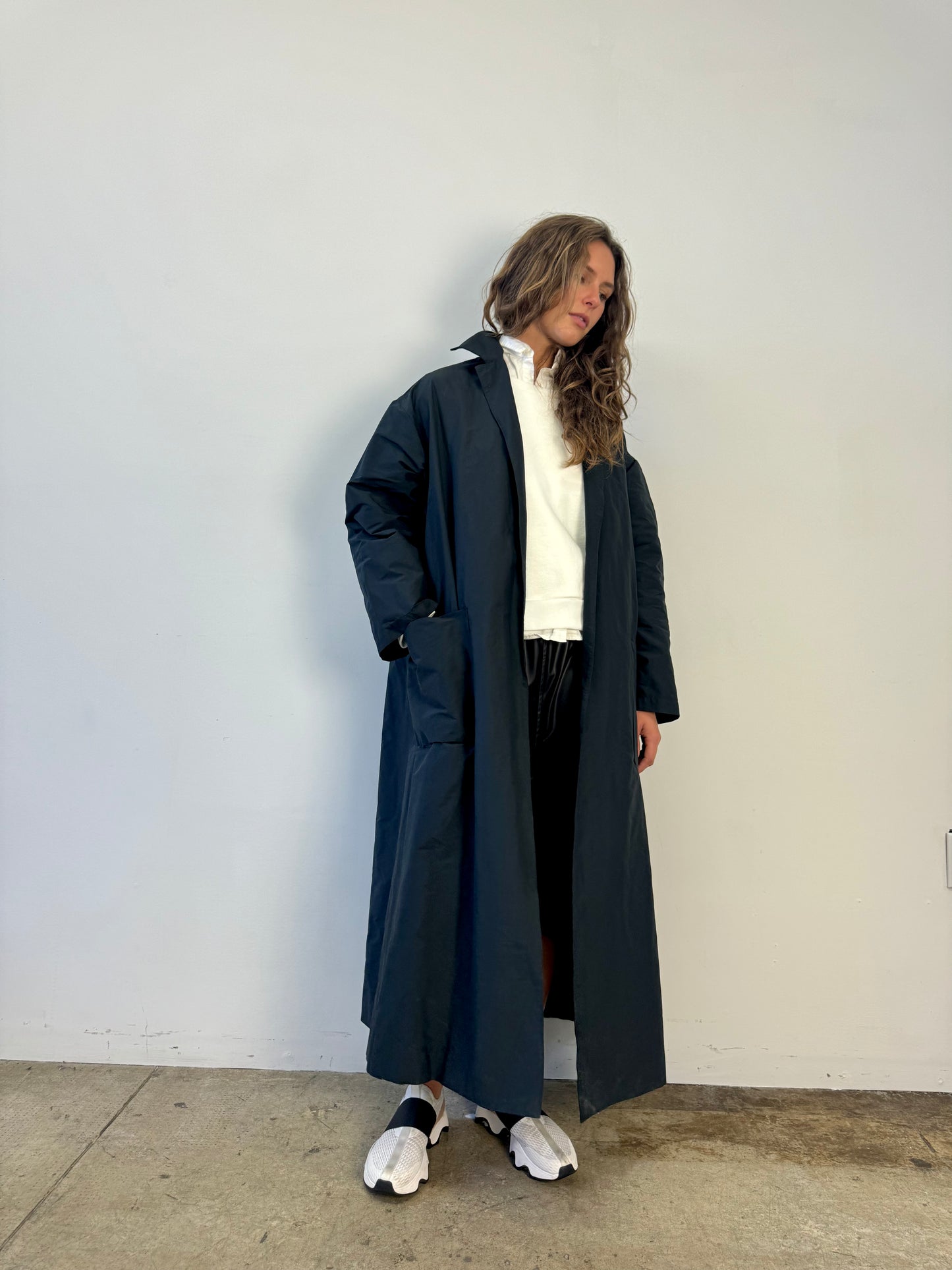 COAT BLACK TAFFETA