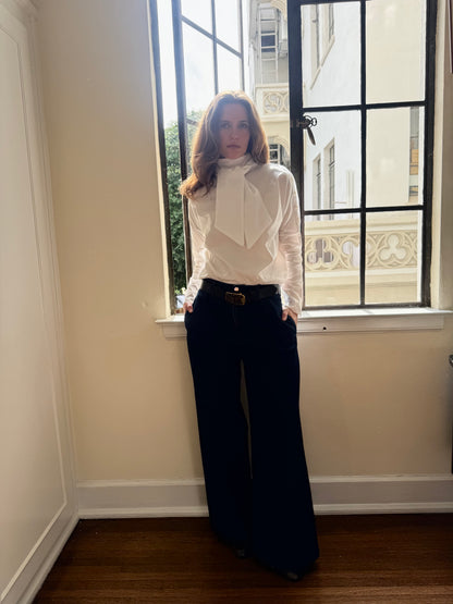 Side button long sleeve top with tie White