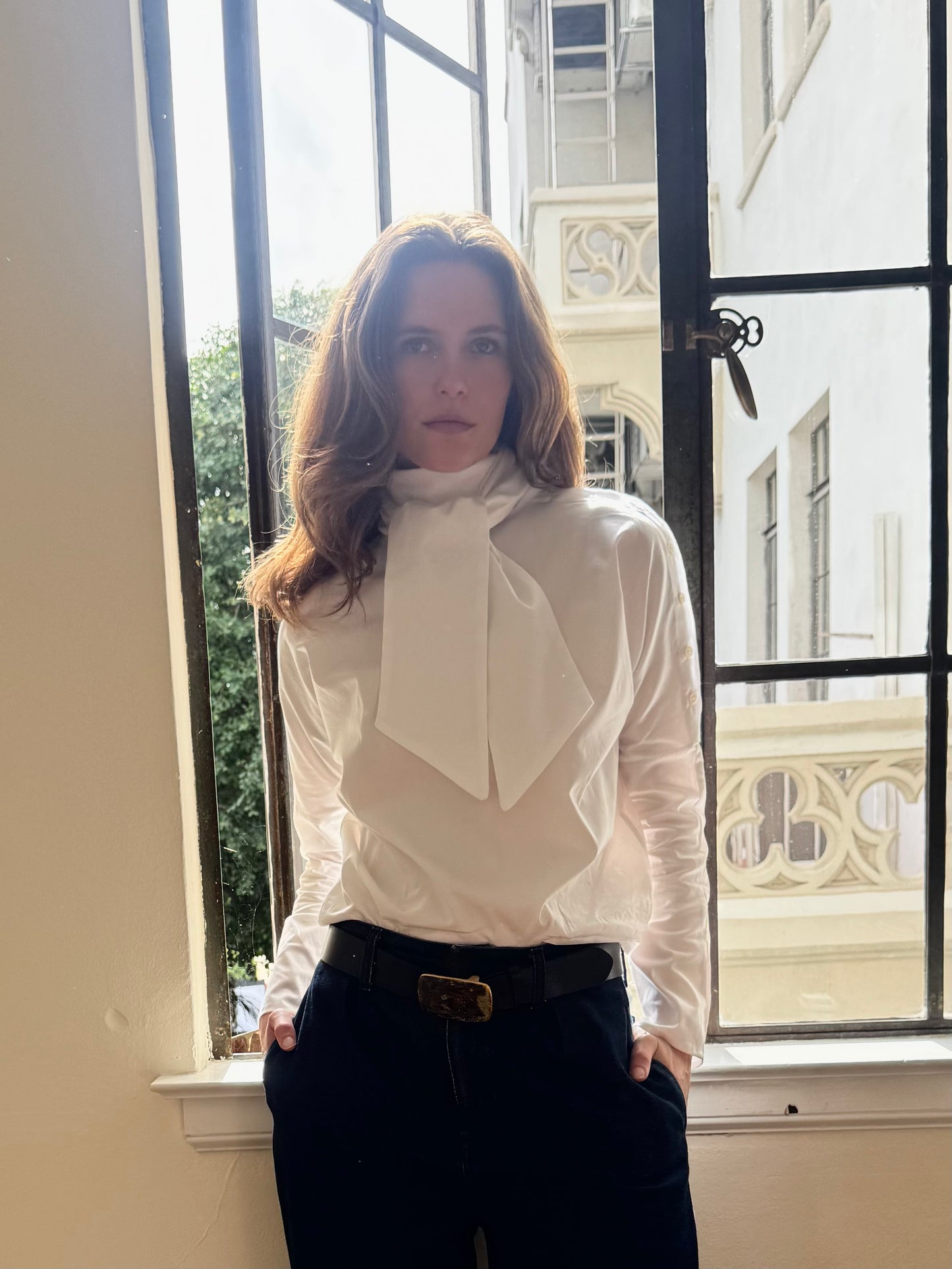 Side button long sleeve top with tie White