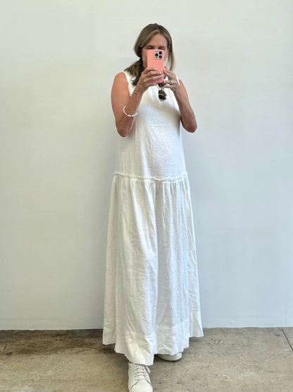 DRESS SLEEVELESS LINEN