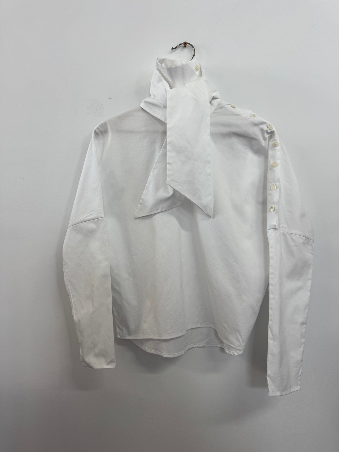 Side button long sleeve top with tie White