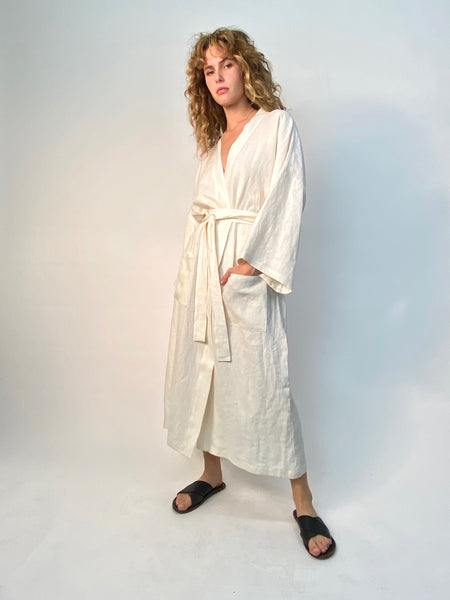linen  robe  unisex  creme linen kimono style up-cycled from dead stock fabric   made in LA  Charlie is 5'8" & wearing a size medium  